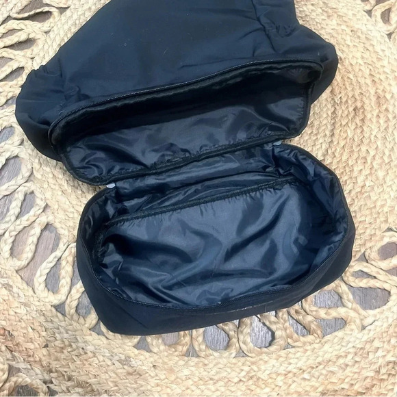 NWT Beyond Yoga Convertible Gym Bag - Black main image 4